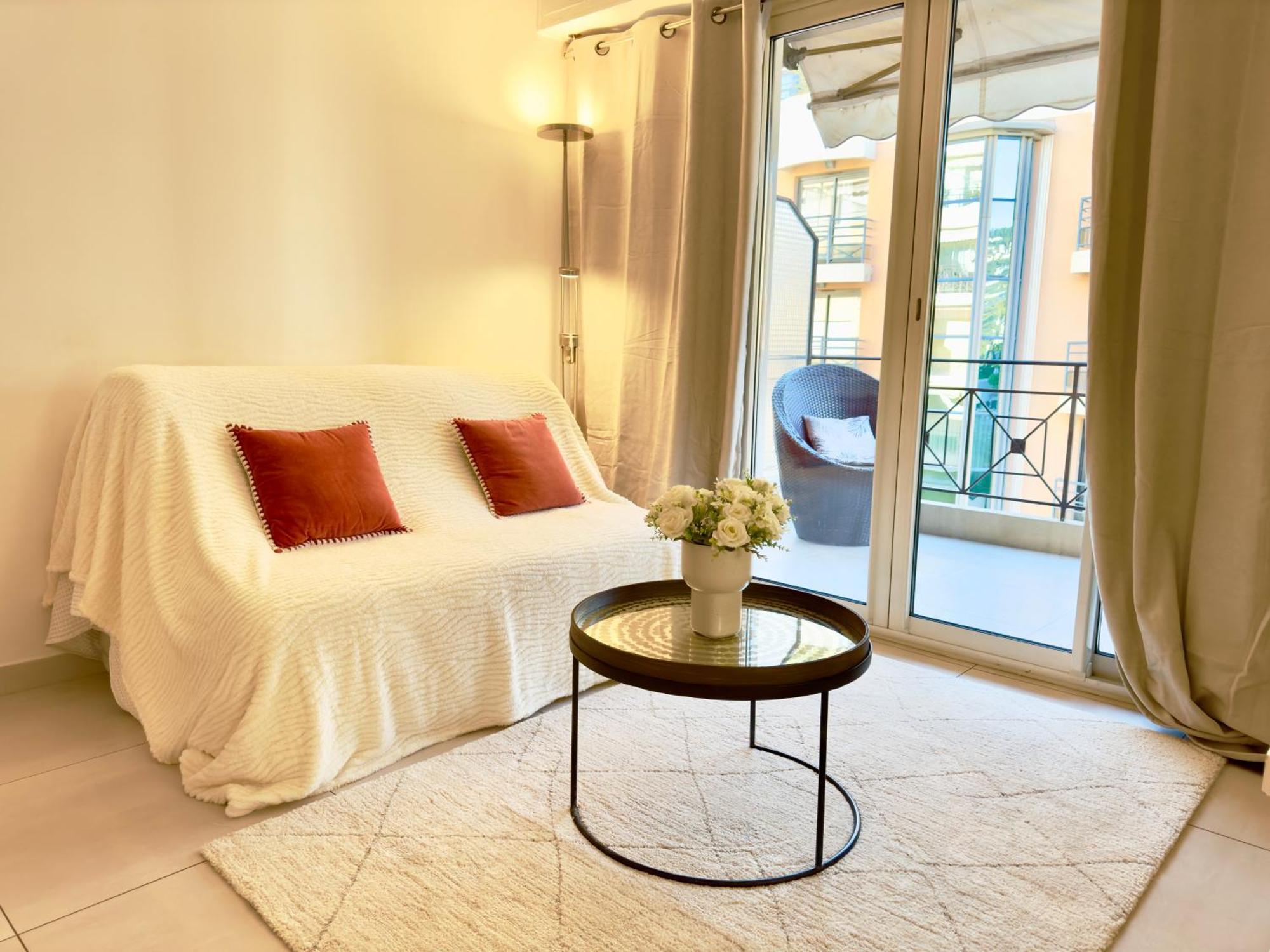 Superbe Appartement Avec Terrasse 1Mn Des Plages De La Croisette Cannes Ngoại thất bức ảnh