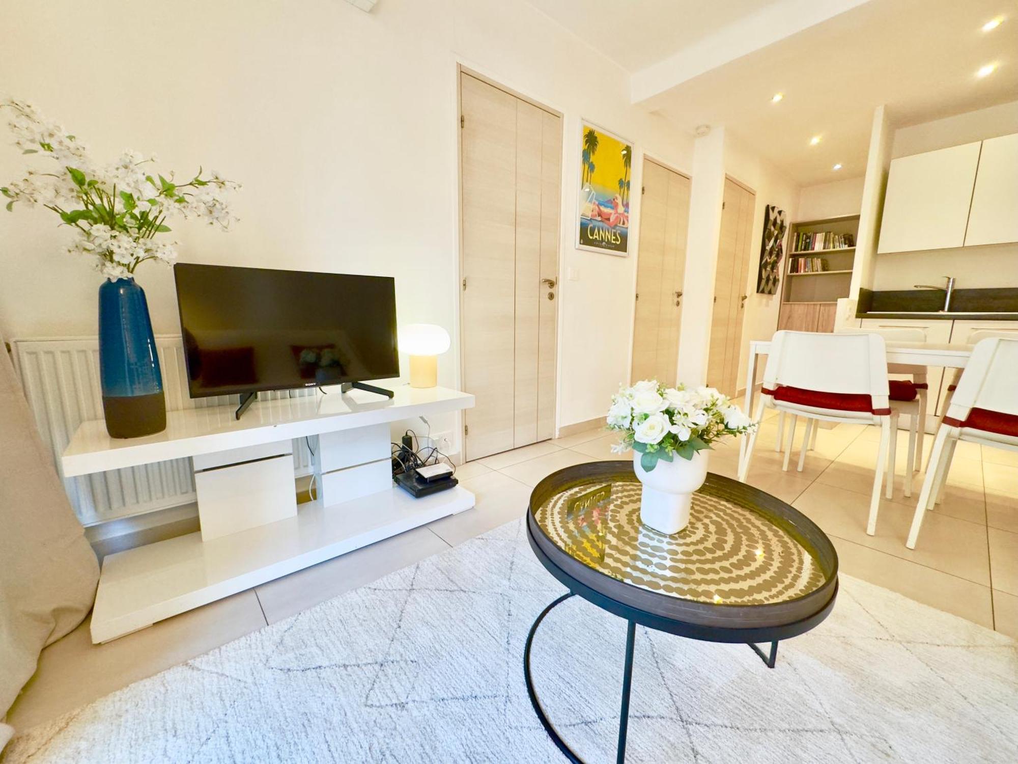 Superbe Appartement Avec Terrasse 1Mn Des Plages De La Croisette Cannes Ngoại thất bức ảnh